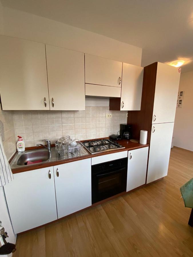 Varga Apartment Опатия Экстерьер фото